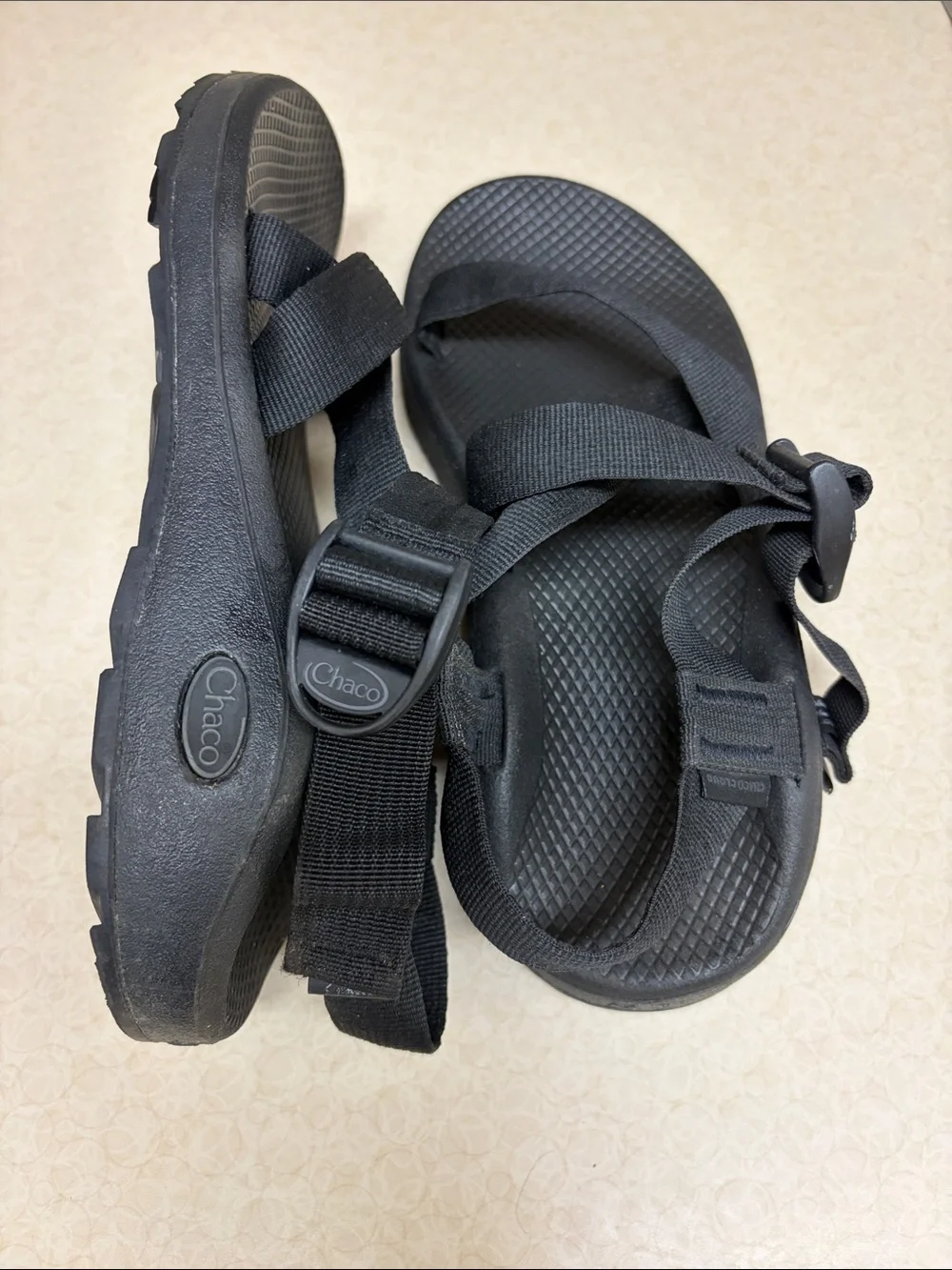 CHACO Cloud Men Adjustable Strap Cushion Sandals size 9 M